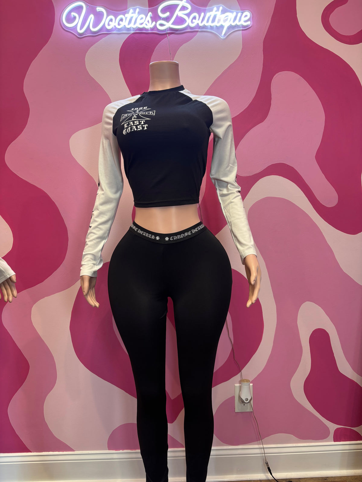 B&W CH Set